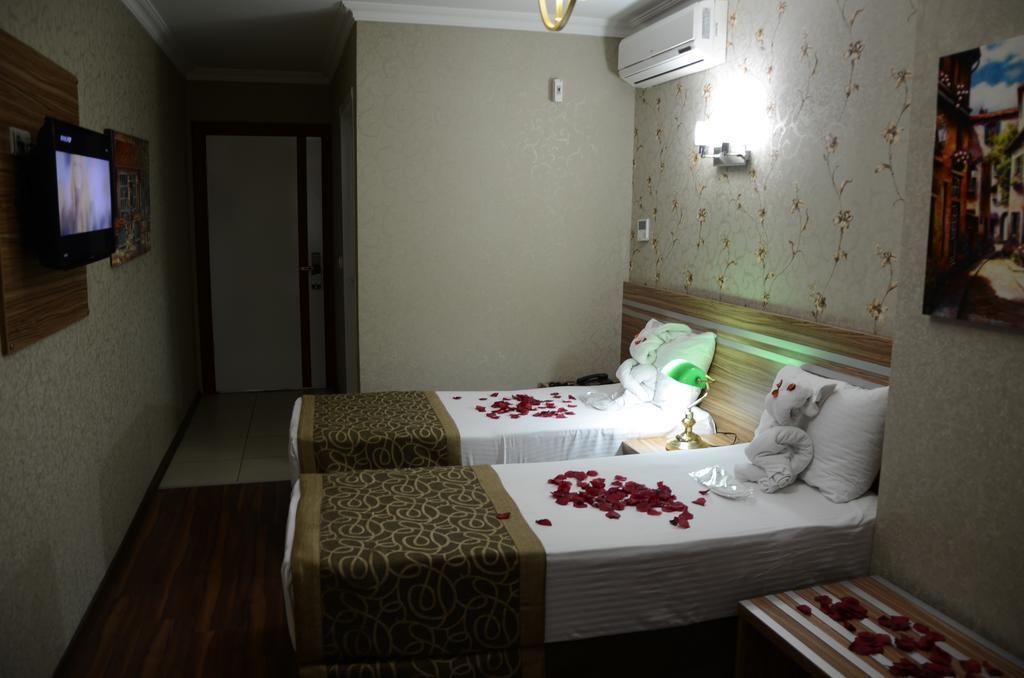 Gumus Palace Hotel Istanbul Exterior foto